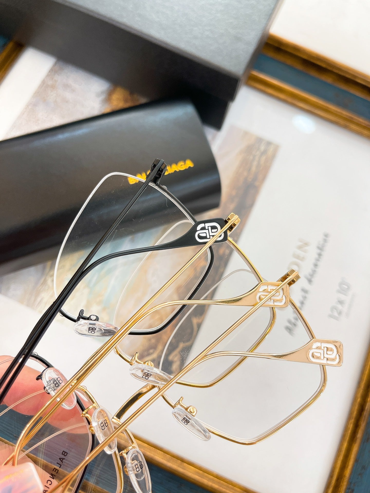 Ba1en*iaga Glasses