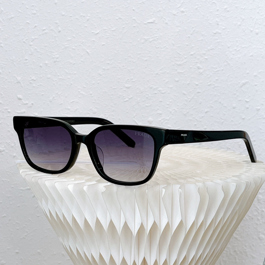Pra*a Sunglasses