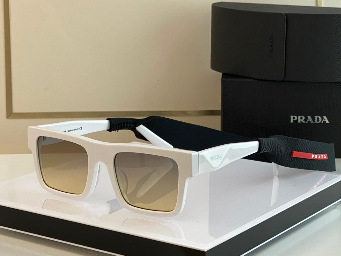 Pra*a Sunglasses