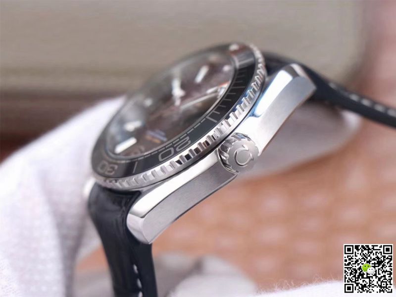 Replica 0me*ga Seamaster 215.33.40.20.01.001 Planet Ocean 600M 1:1 Best Edition VS Factory Black Dial Swiss ETA8800