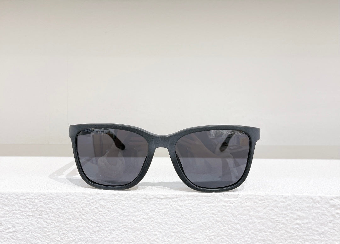 Pra*a Sunglasses