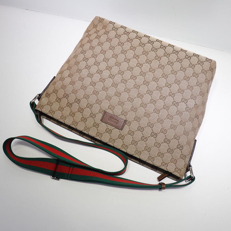 Gvc*1 Crossbody Dupe 19GM0059