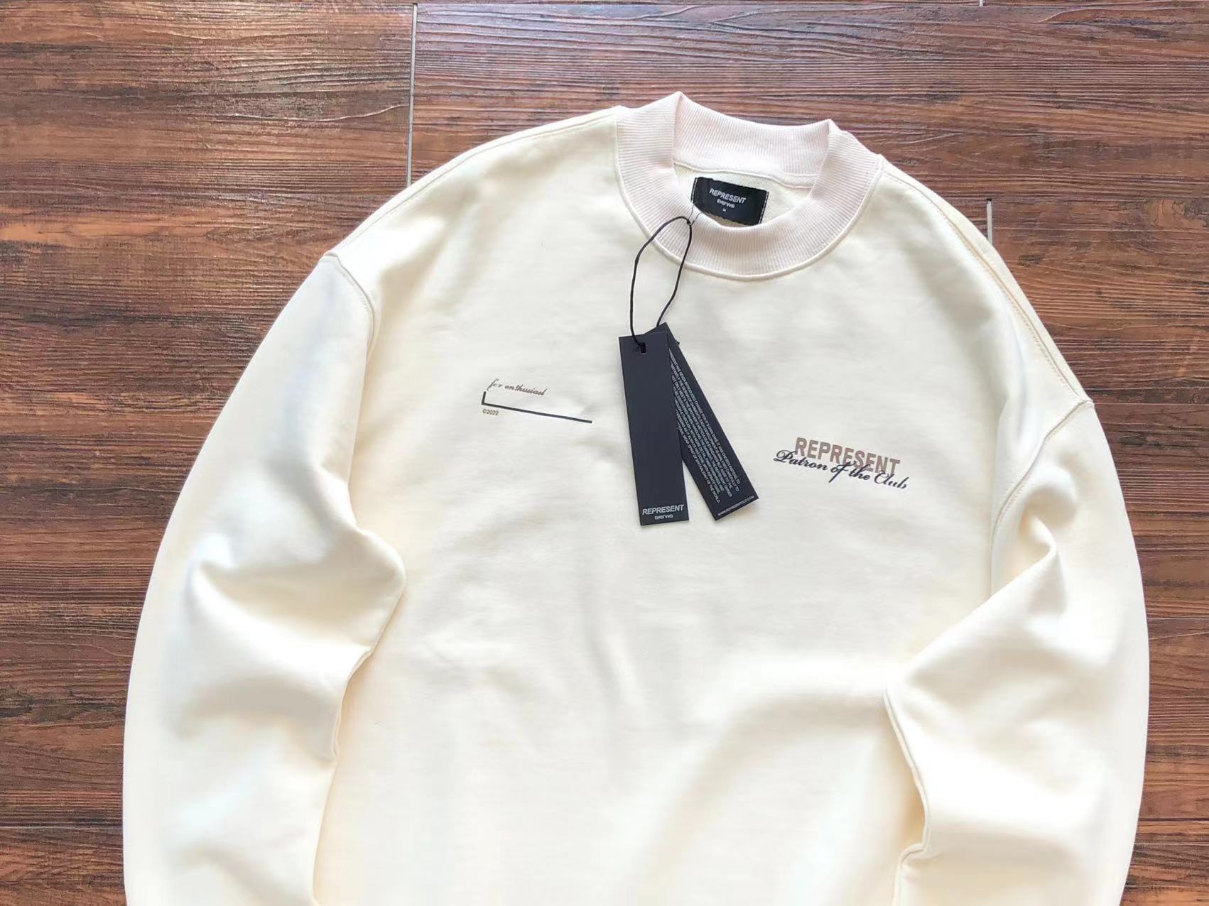 Gvc*1 x Ba1en*iaga Sweatshirt