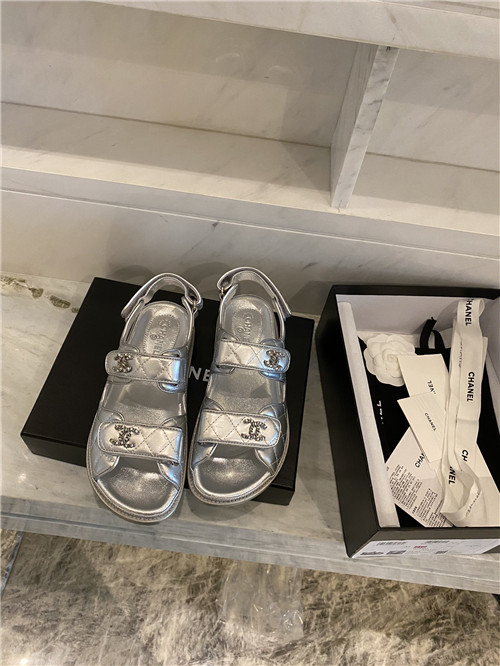 Ch**el flat beach shoes sandals