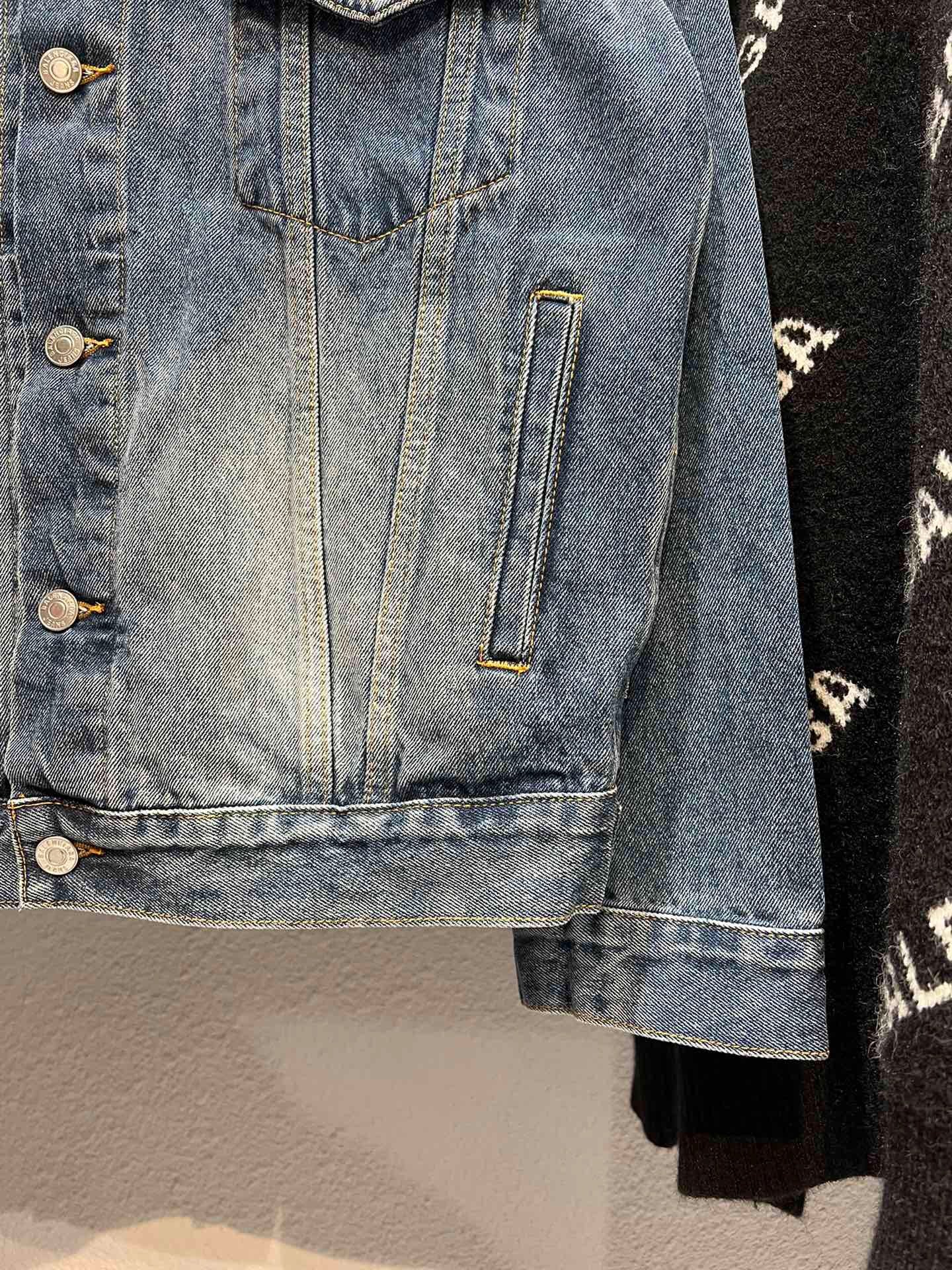 Ba1en*iaga Jacket