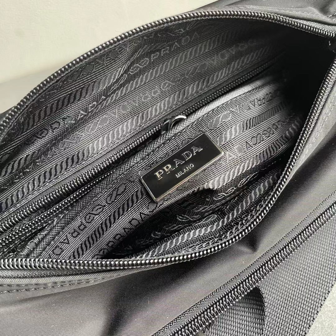 Pra*a Bag Dupe