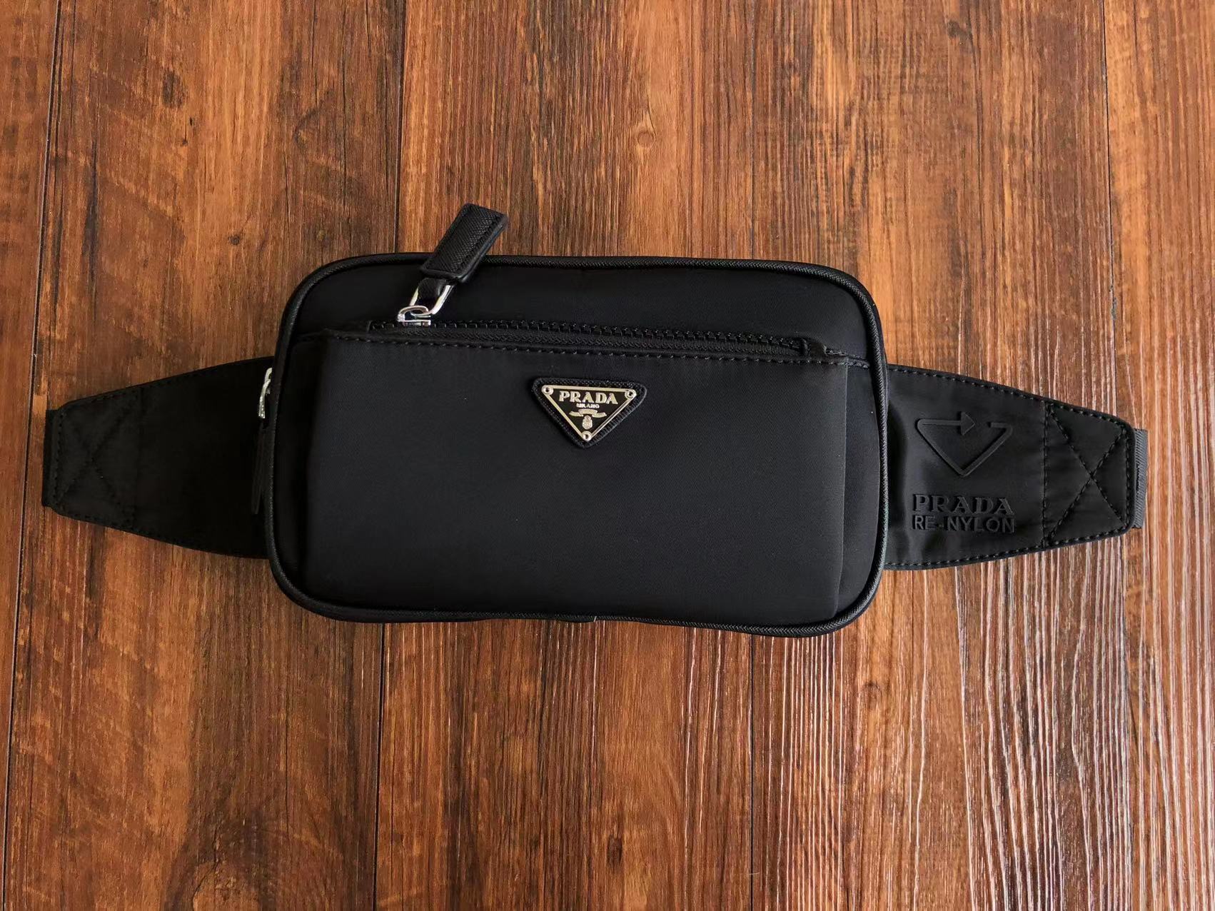 Pra*a Bag Dupe