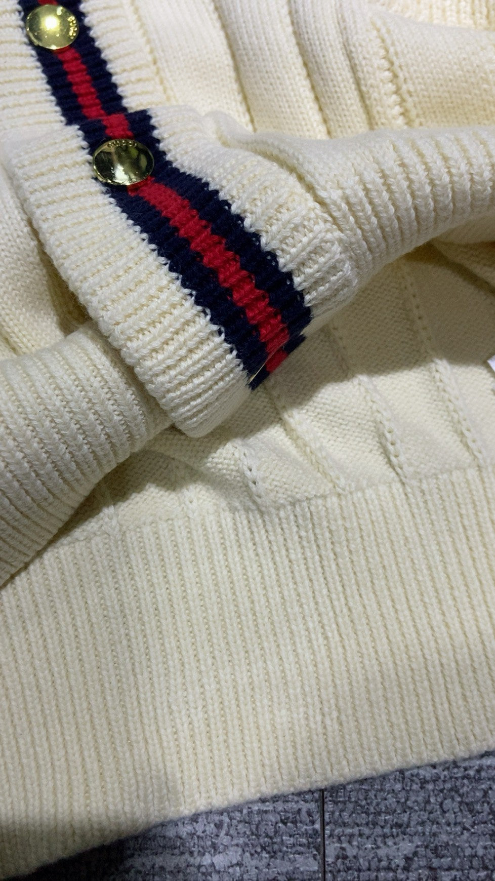 Gvc*1 Cardigan