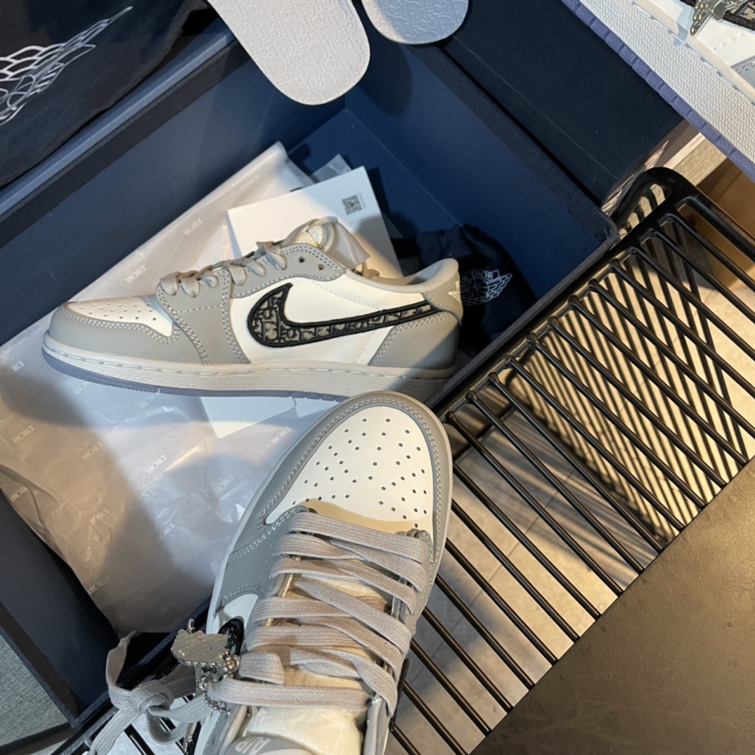 JORDAN 1 RETRO LOW D10r   DO094
