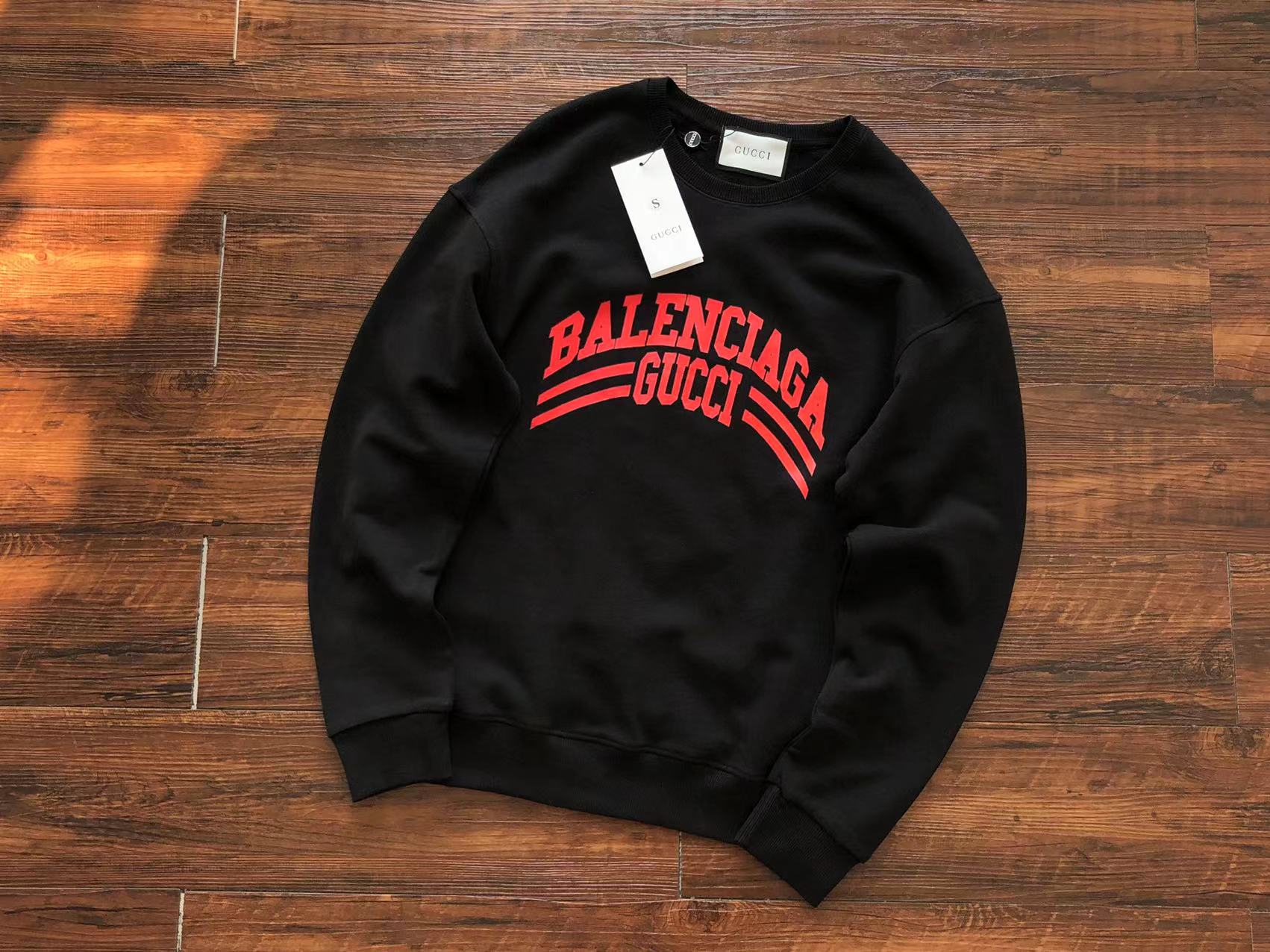 Gvc*1 x Ba1en*iaga Sweatshirt