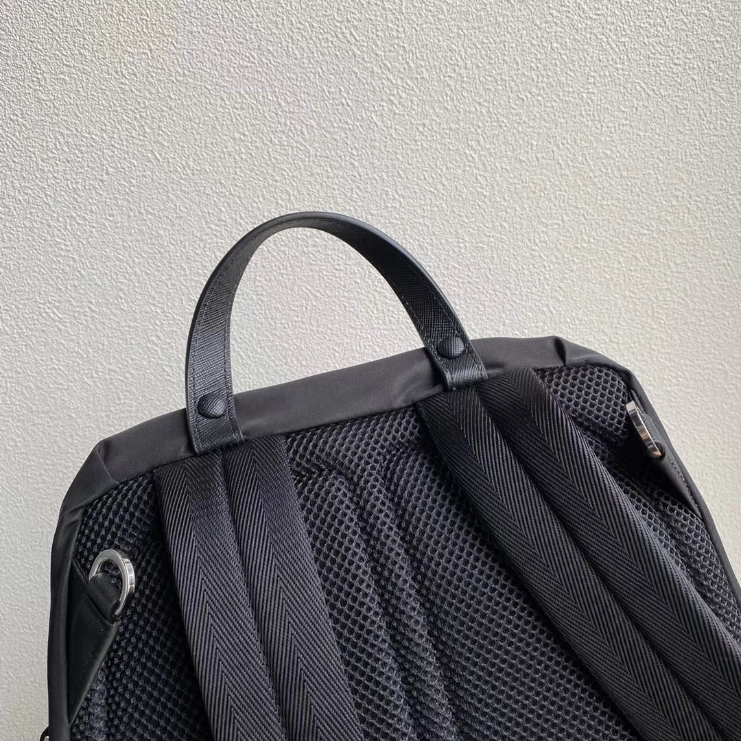 Pra*a Bag Dupe