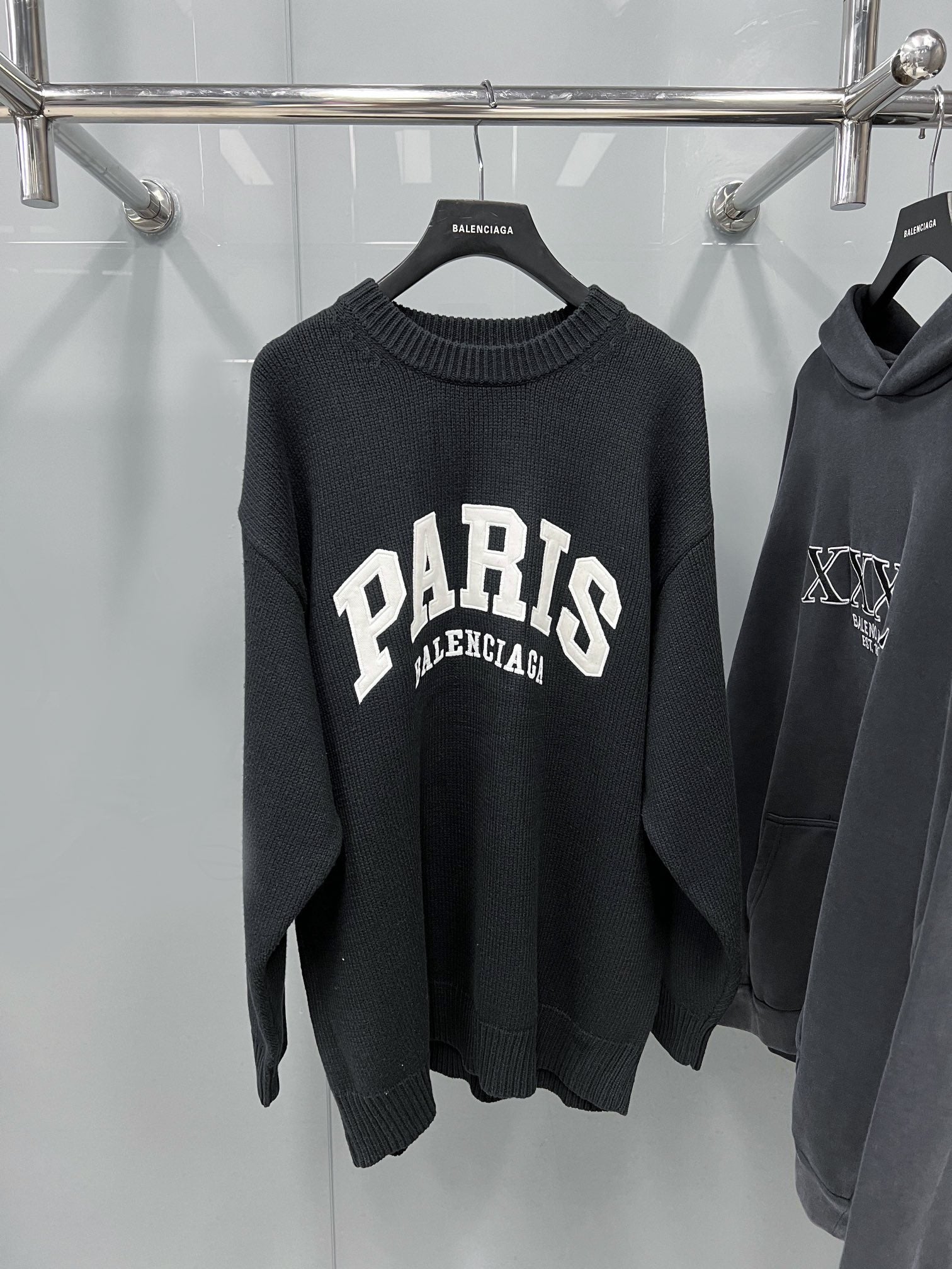 Ba1en*iaga Sweater