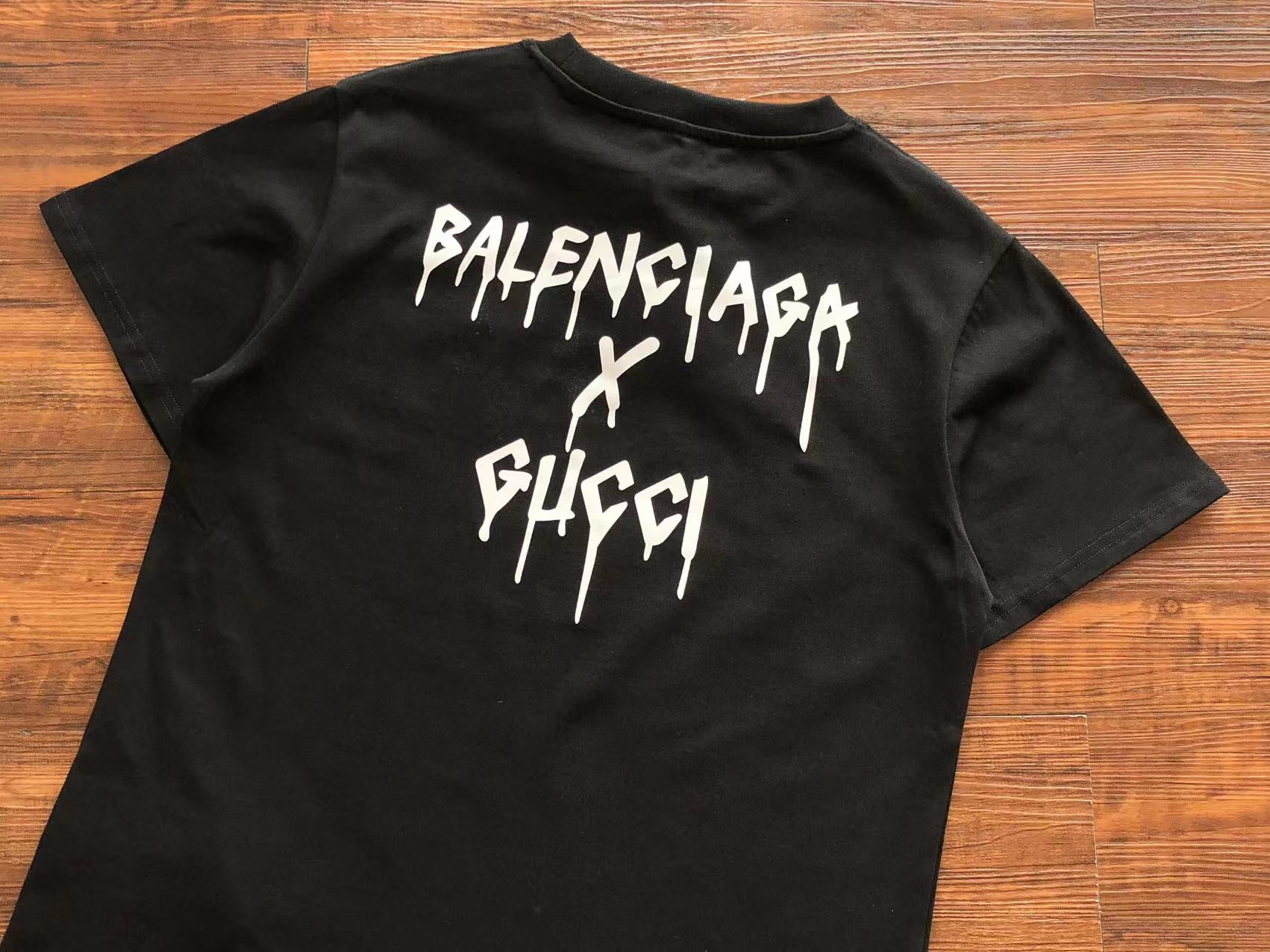 Gvc*1 x Ba1en*iaga T-shirt