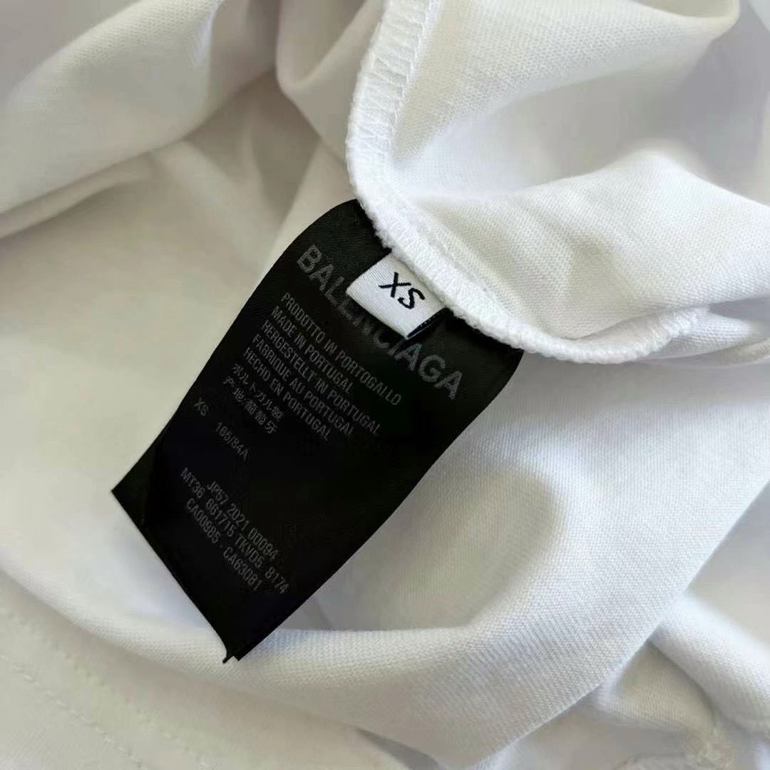 Ba1en*iaga T-shirt