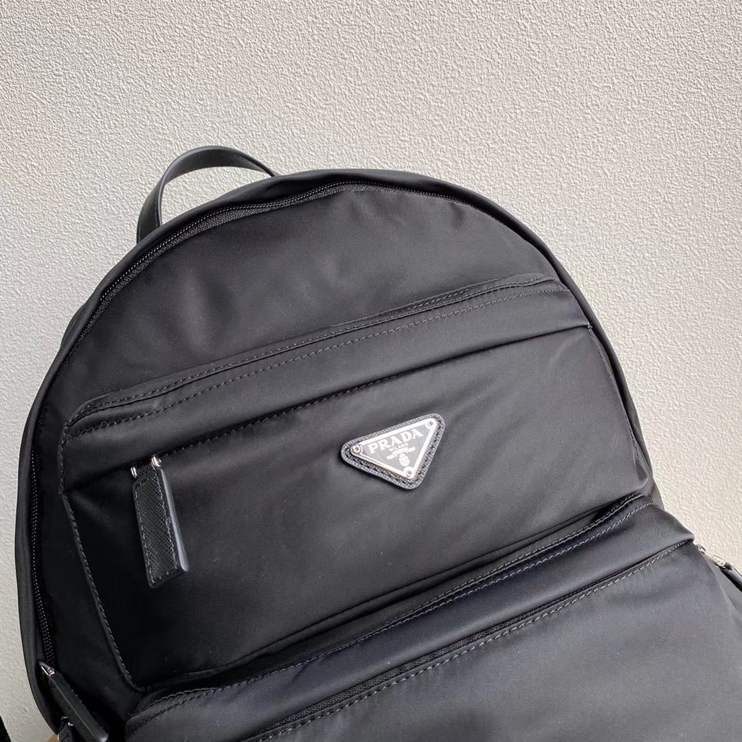 Pra*a Bag Dupe