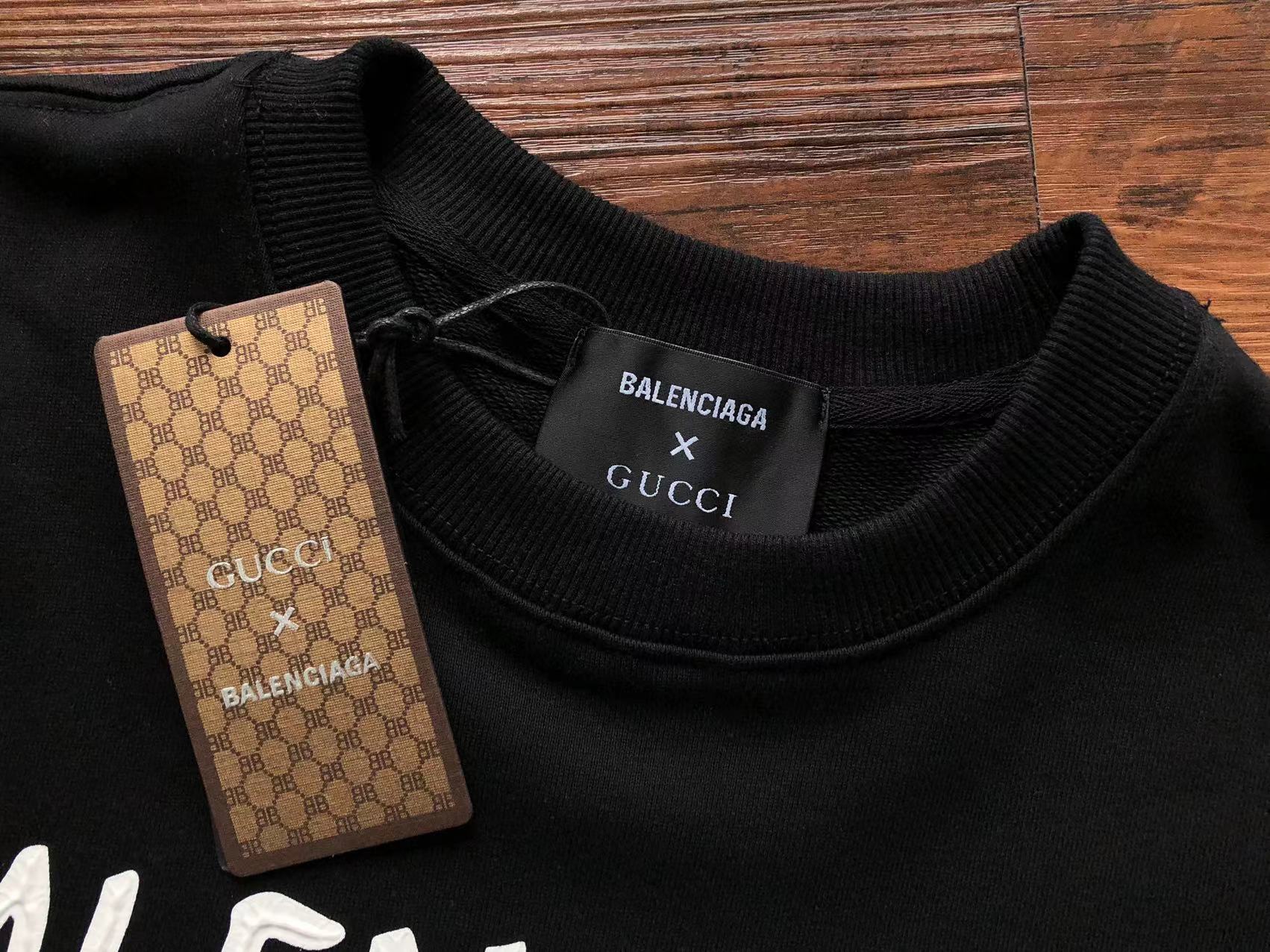 Gvc*1 x Ba1en*iaga Sweatshirt