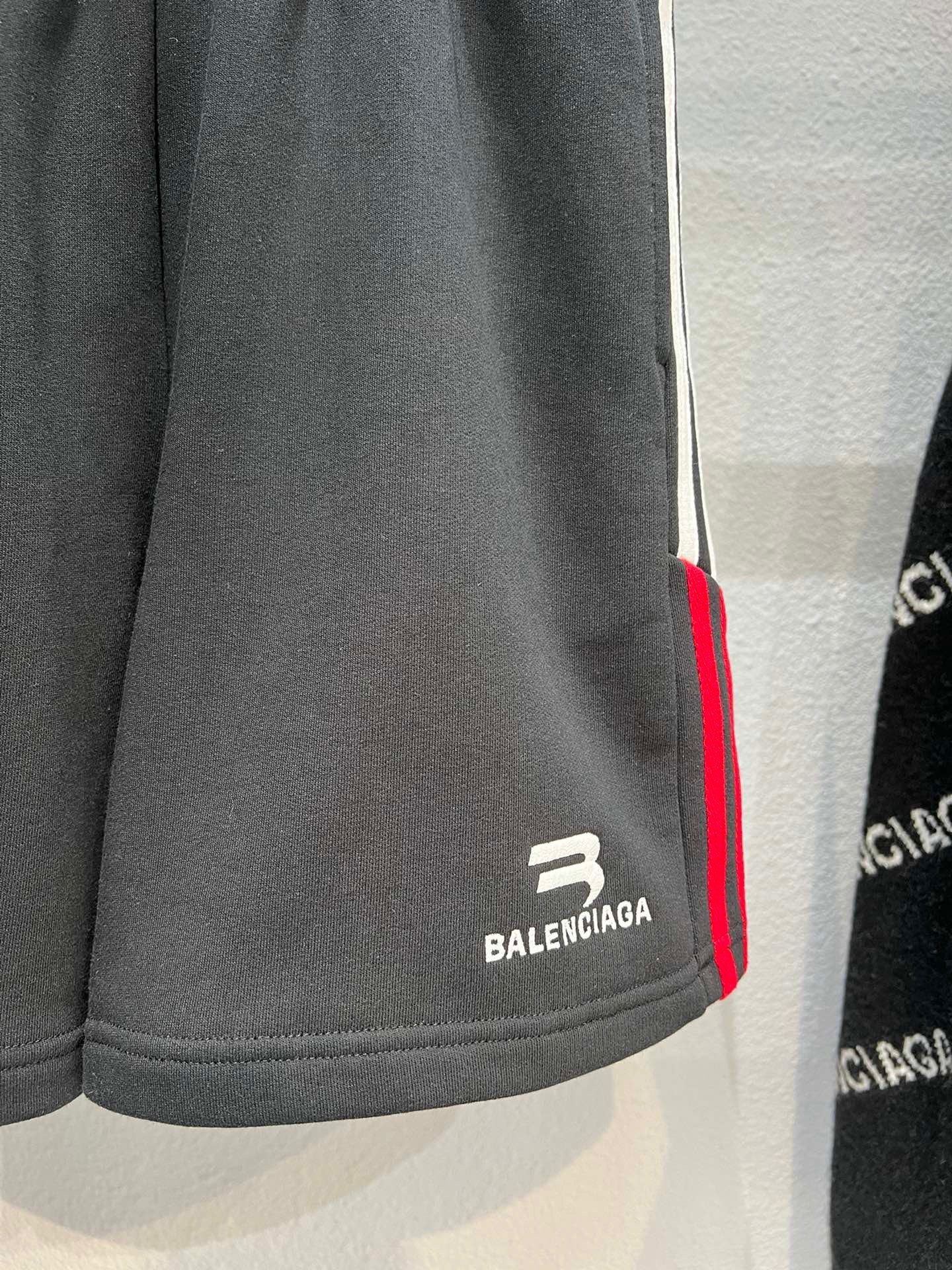 Ba1en*iaga Shorts