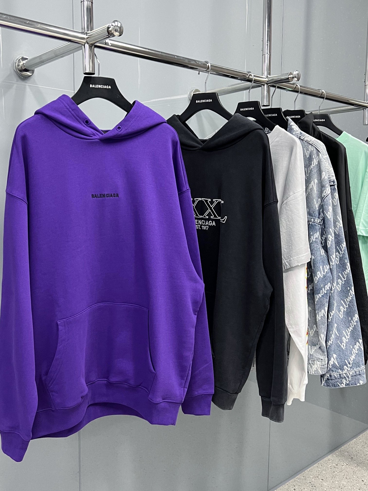 Ba1en*iaga Hoodie
