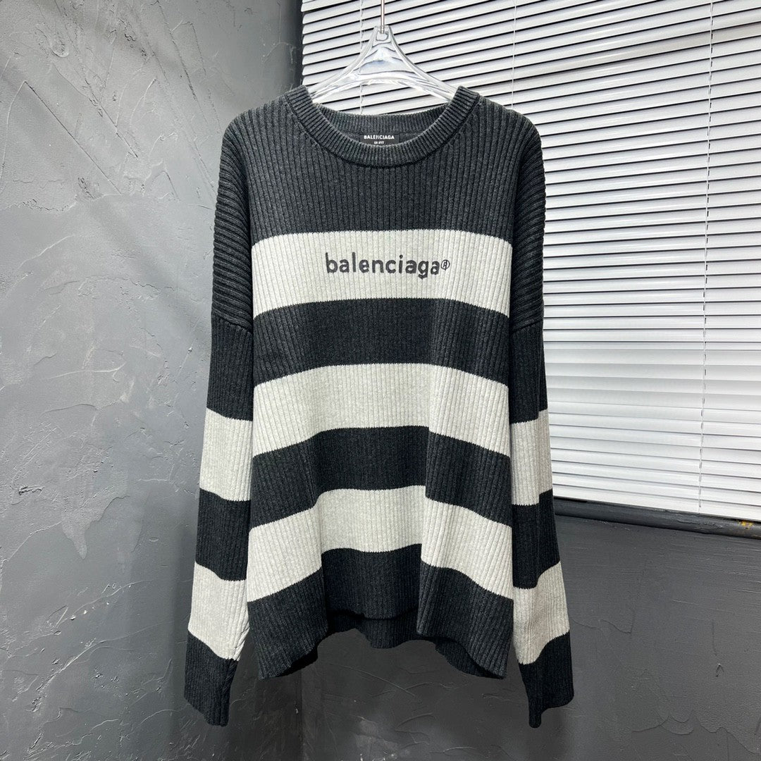 Ba1en*iaga Sweater