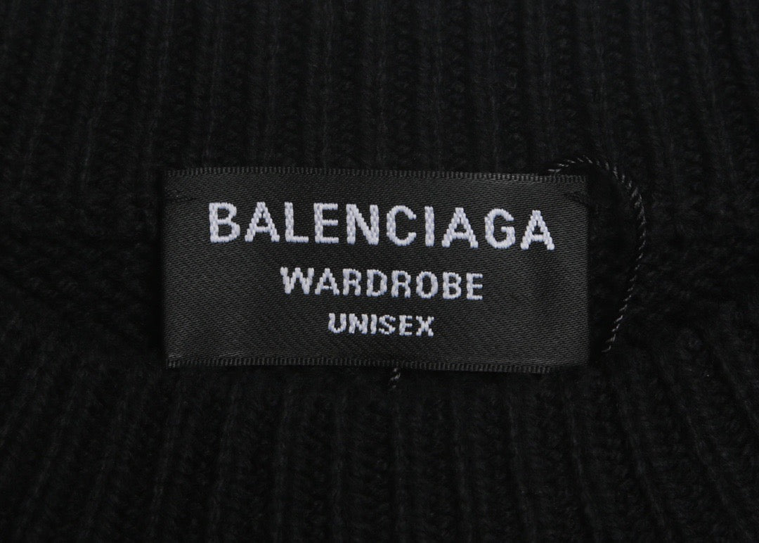 Ba1en*iaga Sweater