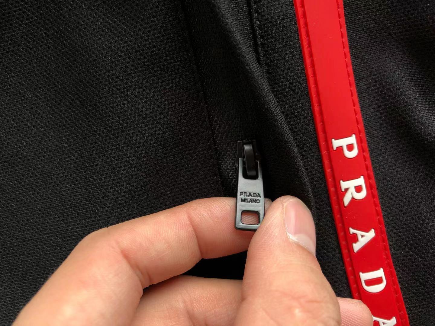Pra*a Sweatpants