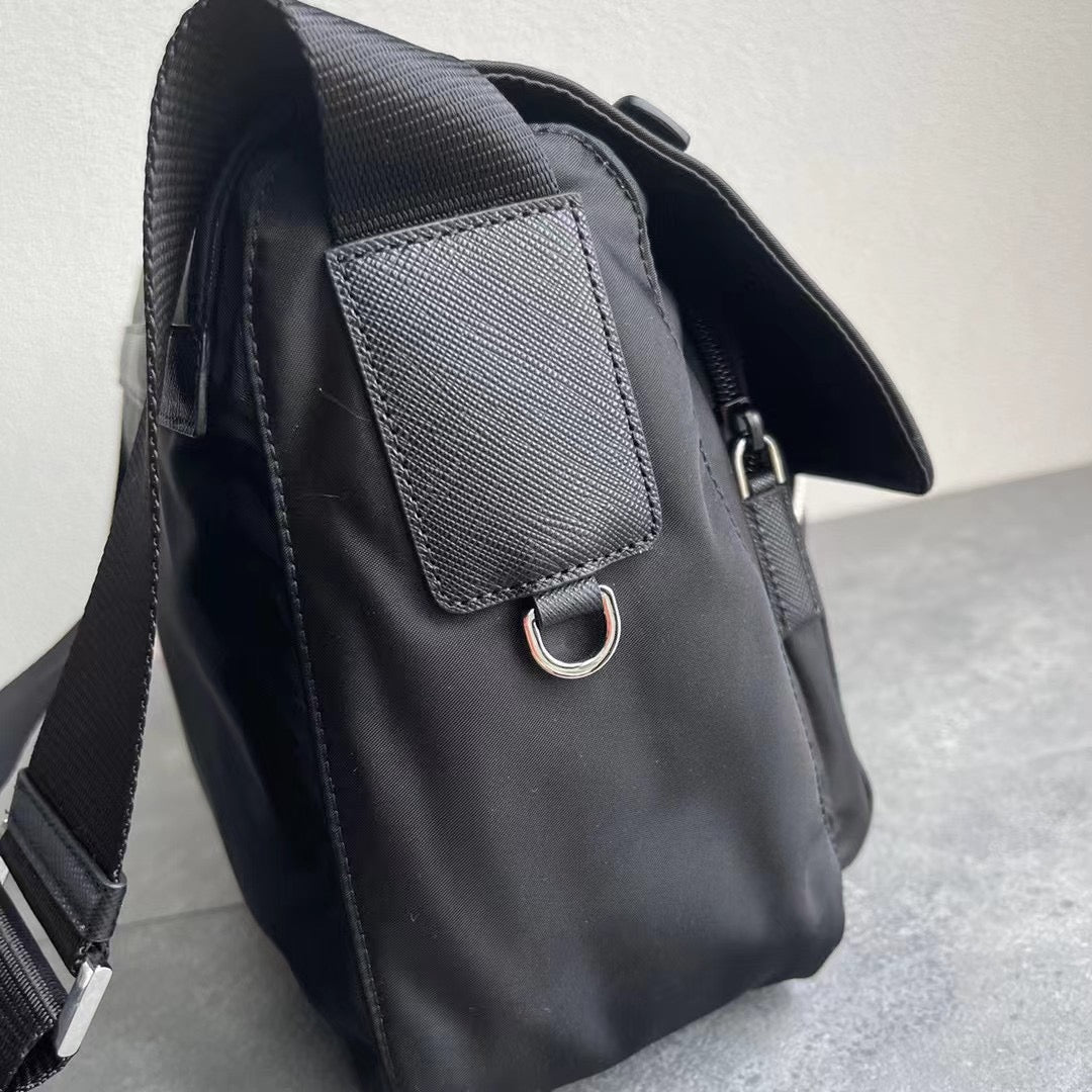 Pra*a Bag Dupe