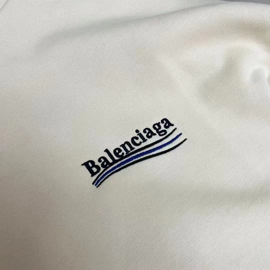 Ba1en*iaga Hoodie