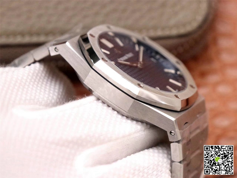 Replica Audemars P1g*et Royal Oak 15500ST.OO.1220ST.01 1:1 Best Edition ZF Factory Blue Dial Swiss ETA4302