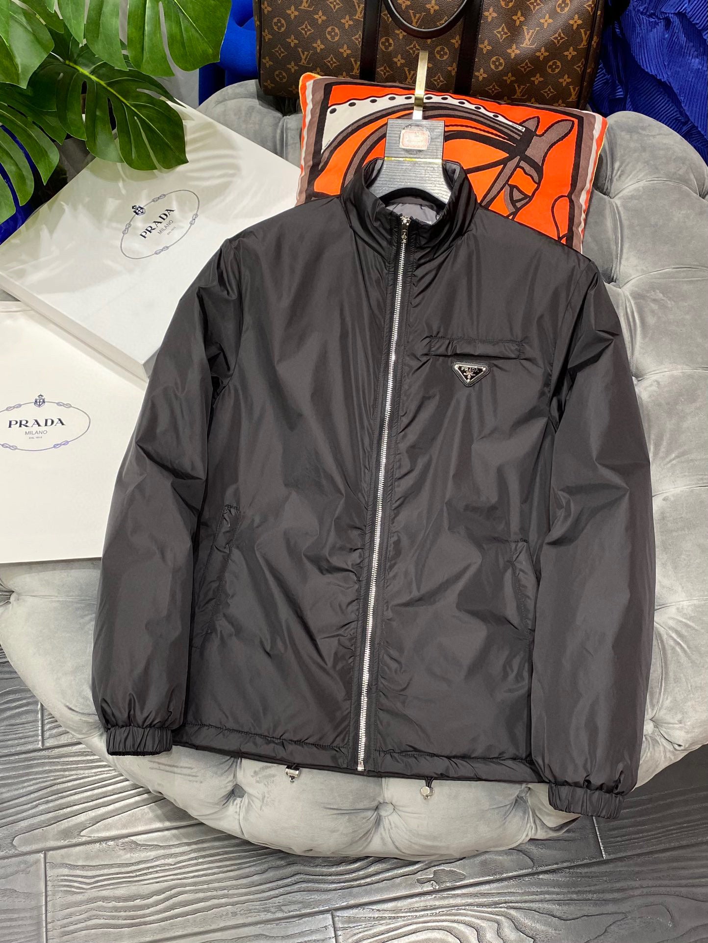 Pra*a Jacket