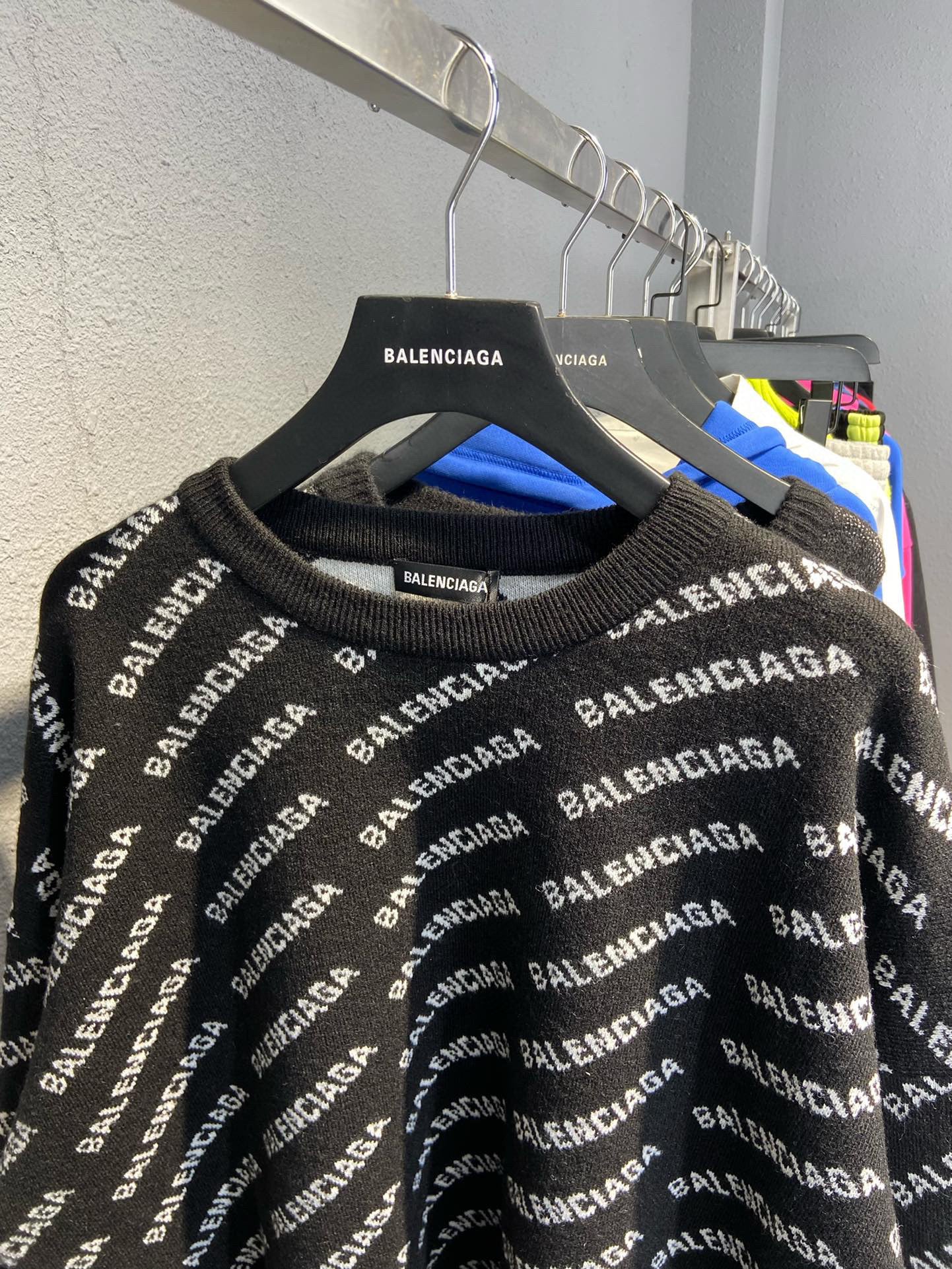 Ba1en*iaga Sweater