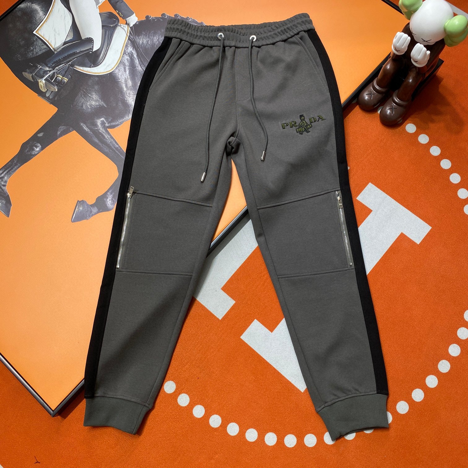 Pra*a Sweatpants