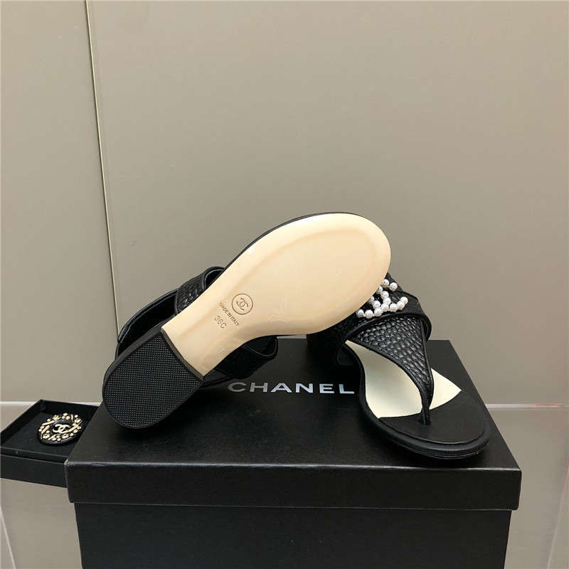 Ch**el flat sandals