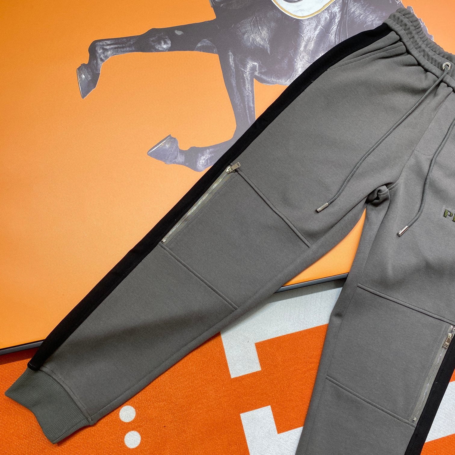 Pra*a Sweatpants