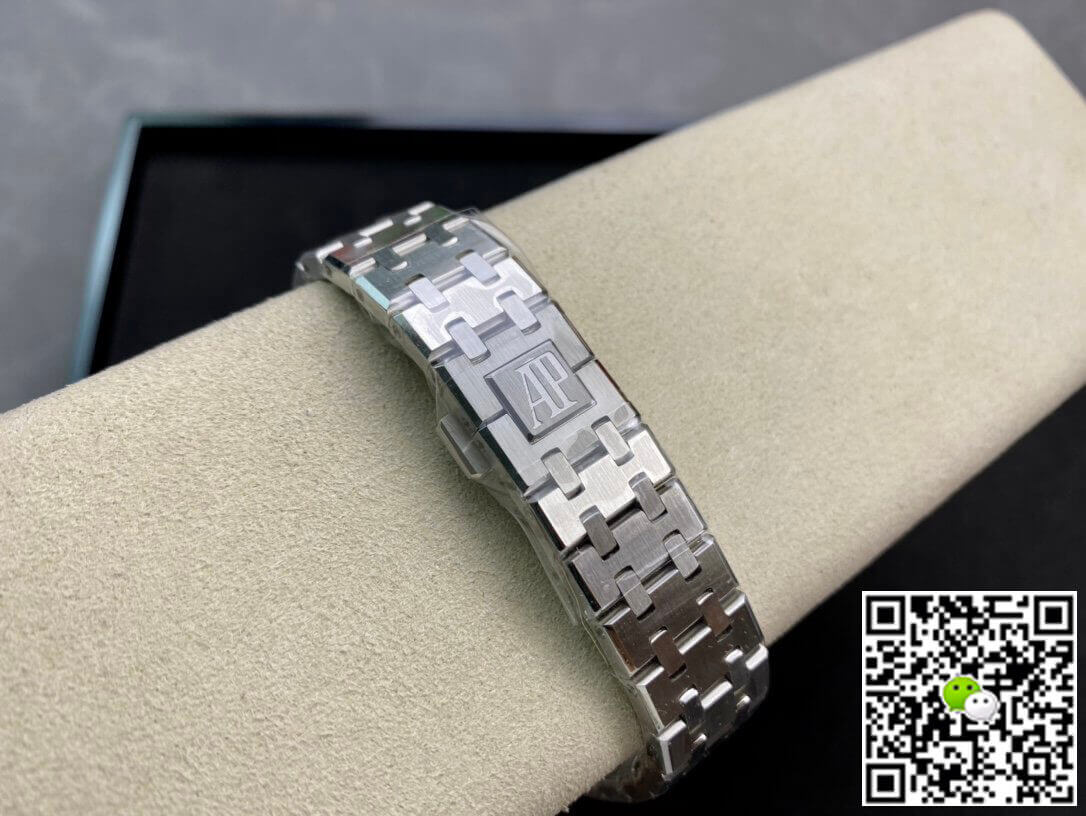 Replica Audemars P1g*et Royal Oak 15450 1:1 Best Edition JF Factory Black Dial