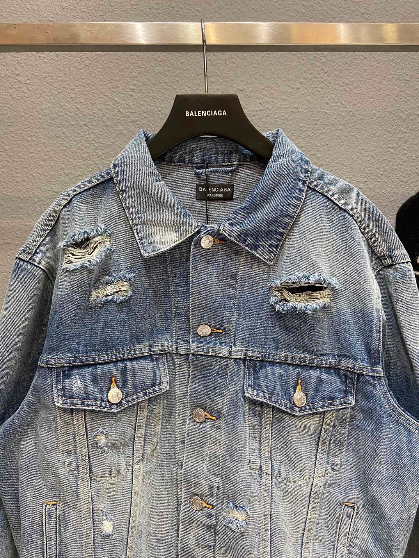 Ba1en*iaga Jacket