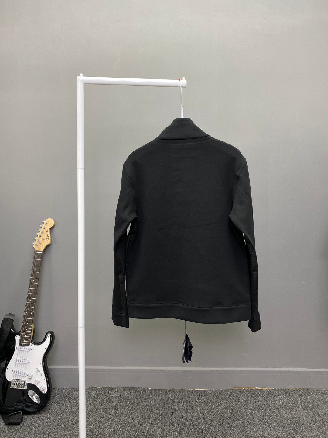 Pra*a Jacket