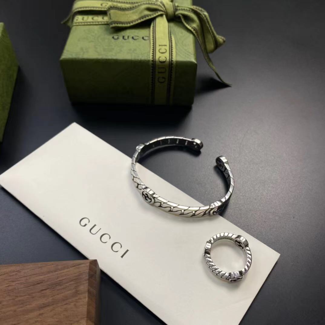 Gvc*1 Ring