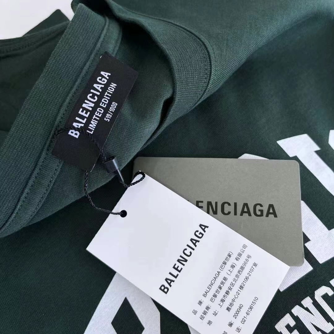 Ba1en*iaga T-shirt