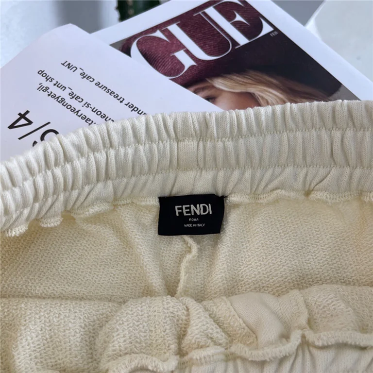 2021ss F**di Shorts