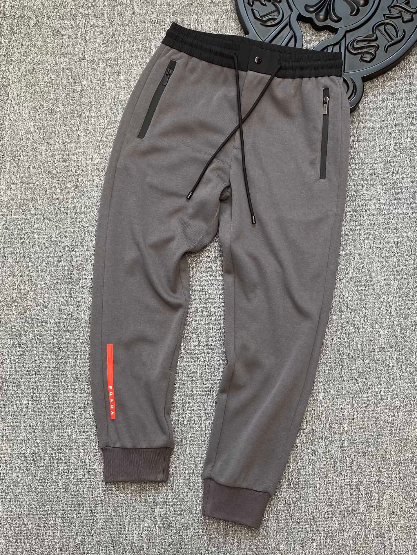 Pra*a Sweatpants