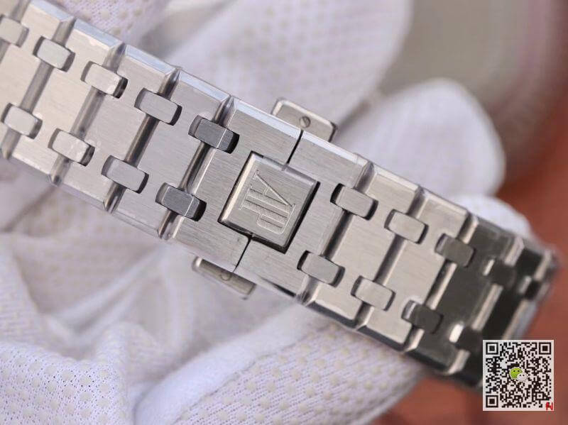 Replica Audemars P1g*et Royal Oak 26120ST.OO.1220ST.02 TWA Factory 1:1 Best Edition Swiss ETA2329 White textured dial