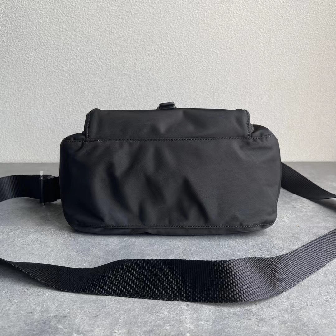 Pra*a Bag Dupe