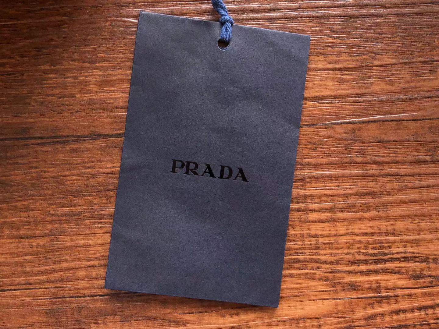 Pra*a Pants