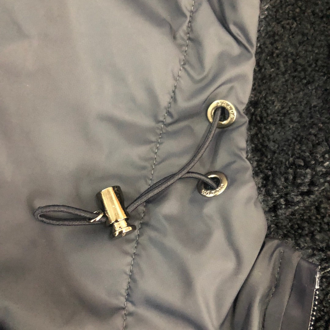 Pra*a Jacket