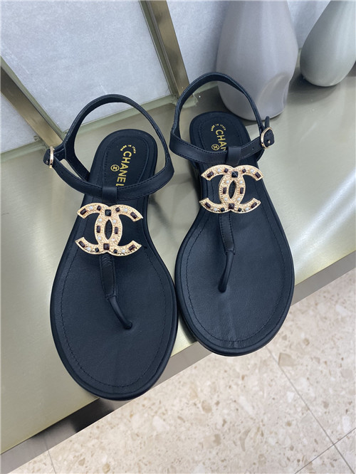 Ch**el flat sandals