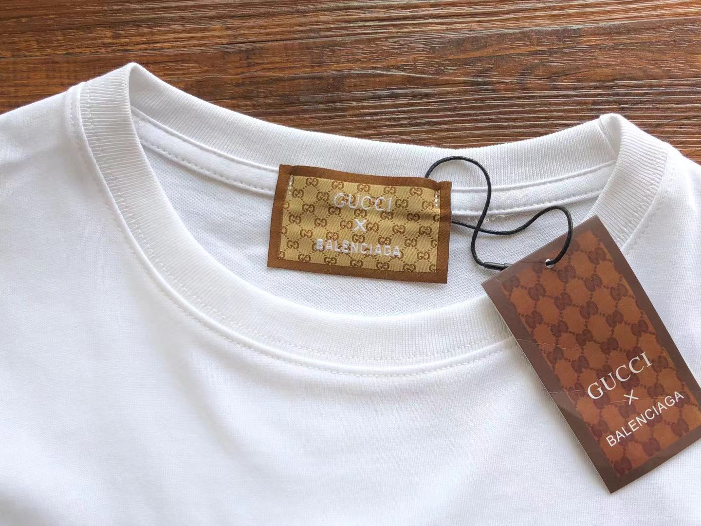 Gvc*1 x Ba1en*iaga T-shirt