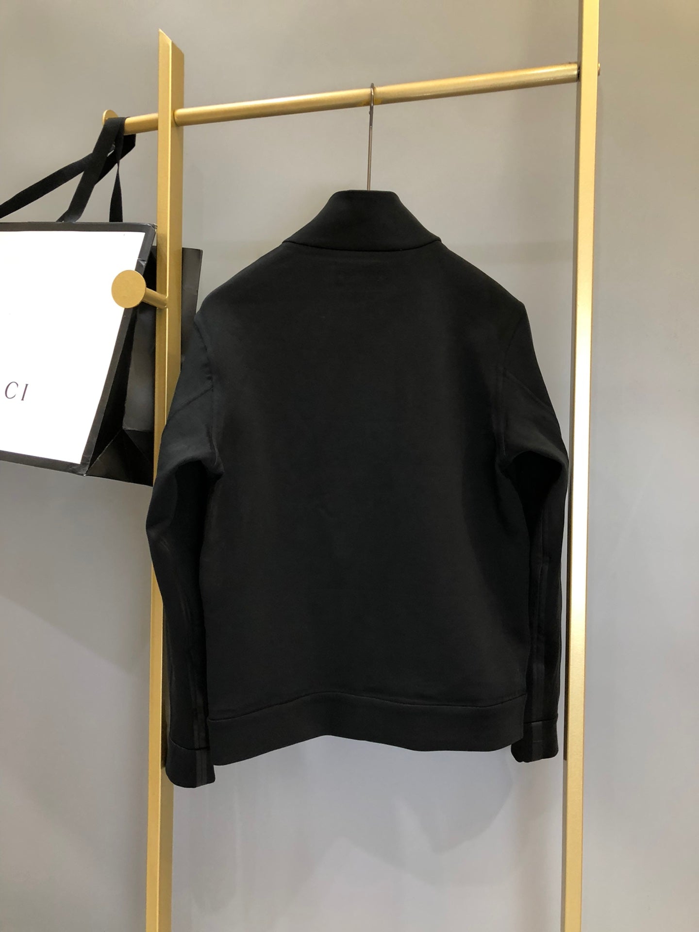 Pra*a Jacket