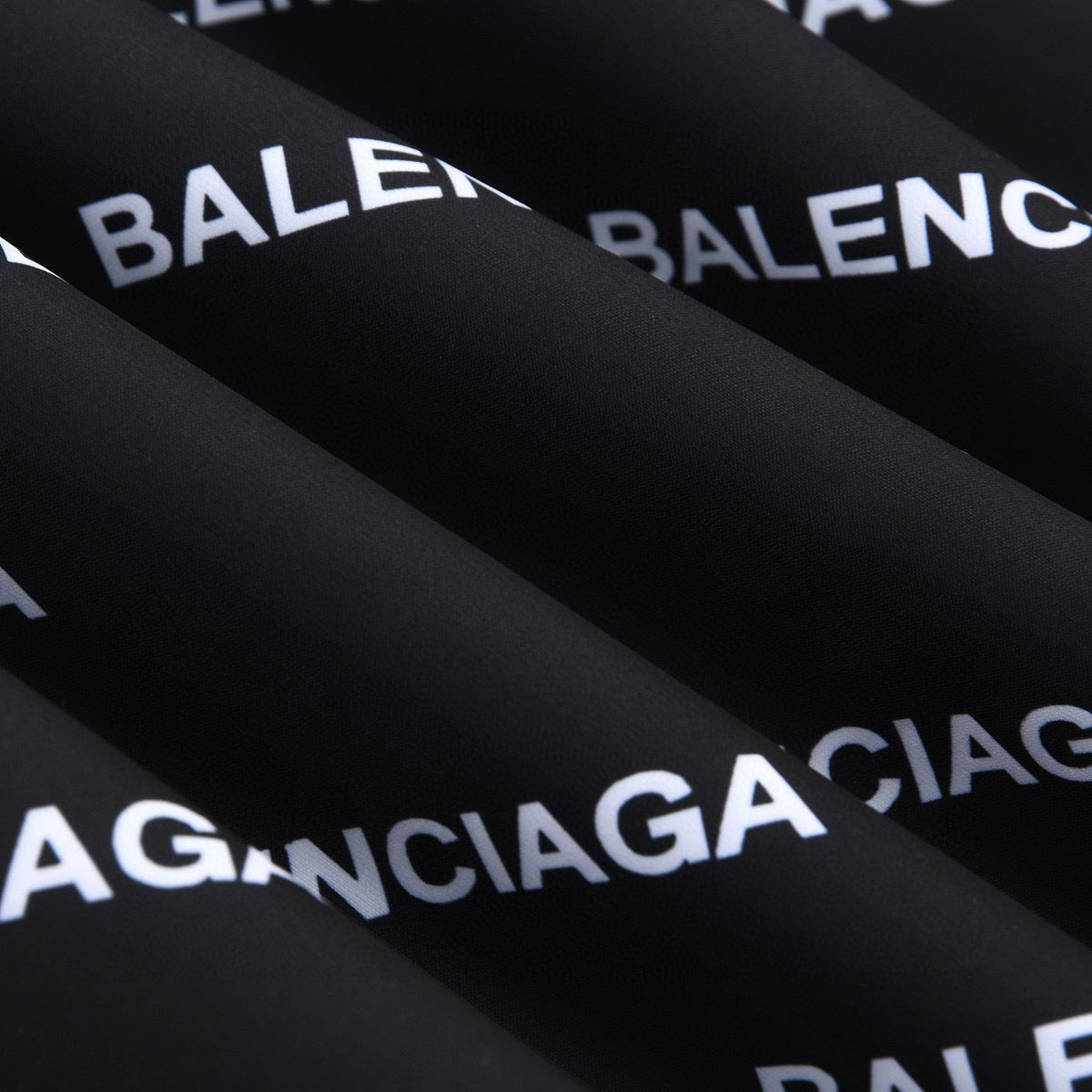 Ba1en*iaga Pants