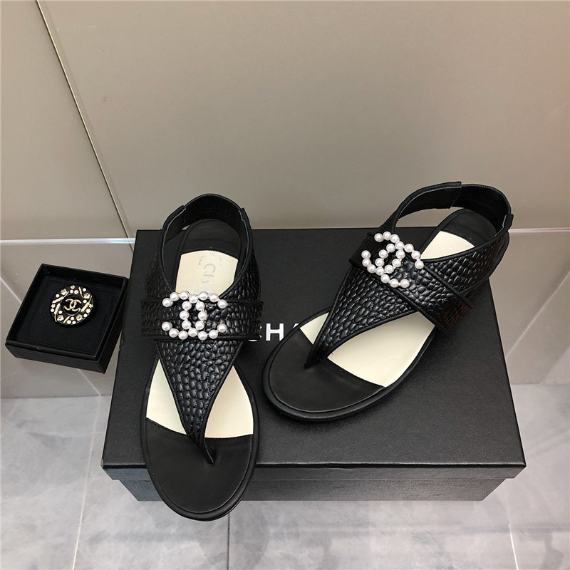 Ch**el flat sandals