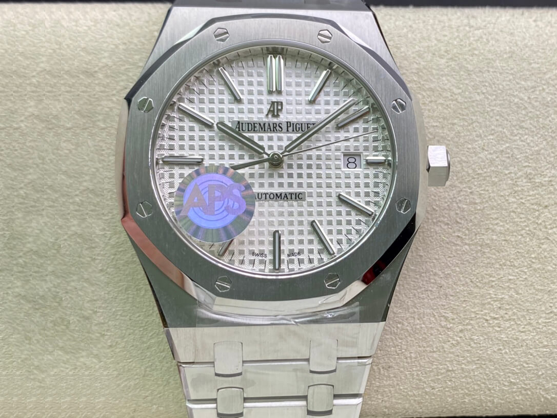 Replica Audemars P1g*et Royal Oak 15400ST.OO.1220ST.02 1:1 Best Edition APS Factory White Dial